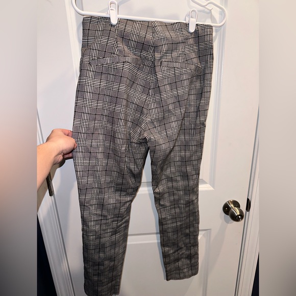 OldNavy Pull On Pants Size 6 - Picture 4 of 4